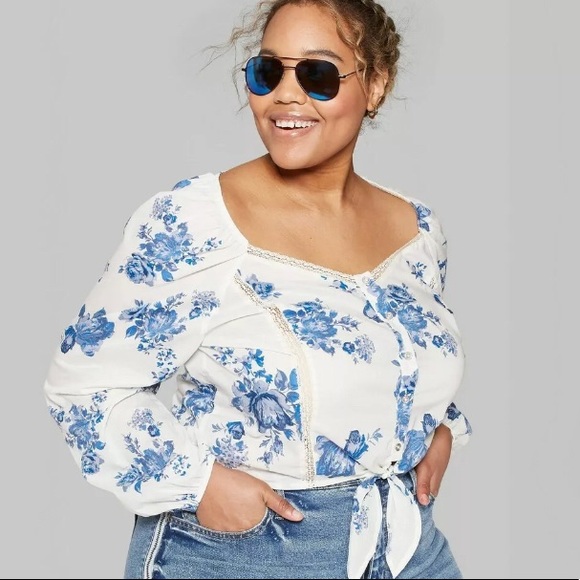 NWT WILD FABLE ADORABLE FLORAL CROPPED TOP - Picture 2 of 9